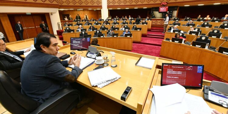 La Legislatura aprobó iniciativas de impacto institucional, social y económico