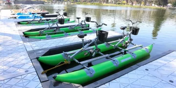 Renuevan el Lago San Miguel e instalan novedosas bicicletas acuáticas