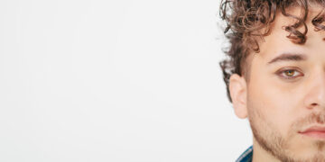 «Como si fuera a latir», llega al Teatro Rosita Ávila de la mano de Joaquín Silva