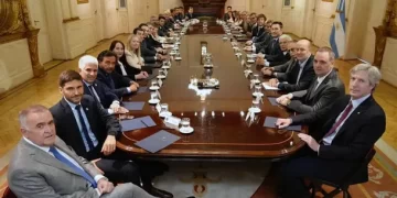 Manuel Adorni aseguró que «hay 20 gobernadores dispuestos a colaborar» con las reformas que impulsa Javier Milei