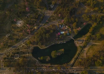 Convocan a un concurso nacional de ideas para diseñar la nueva Confitería del Lago del Parque 9 de Julio