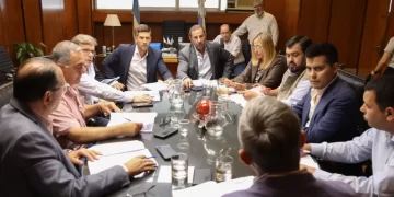 El Concejo tratará en el recinto la regularización de las aplicaciones de transporte