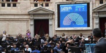 El oficialismo logró aprobar en general el proyecto de Presupuesto 2026