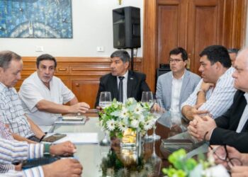 El Vicegobernador coordinó al gabinete para atender las consecuencias del temporal en Tucumán