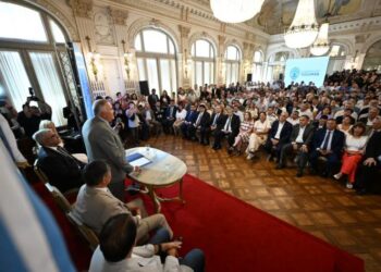 Jaldo puso en funciones a la nueva conducción de la Caja Popular de Ahorros