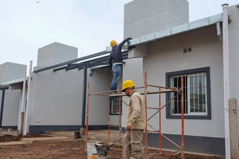 Avanza el plan habitacional en Burruyacú con la construcción de ochenta nuevas viviendas
