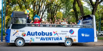 Autobús de la Aventura: una nueva propuesta para que las familias disfruten el verano en la ciudad