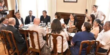 La Provincia inicia el diálogo por la recomposición salarial con los gremios de la salud