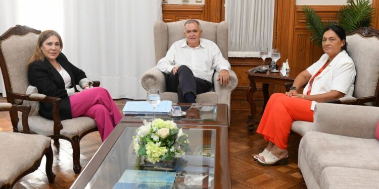 Previo al tratamiento de la Reforma Laboral, Jaldo se reunió con Elia Fernández y Beatriz Ávila