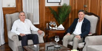 El Gobernador Jaldo recibió al intendente de Yerba Buena