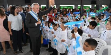 Inicio del ciclo lectivo 2026 en Tucumán: “Los niños y la educación están primero”