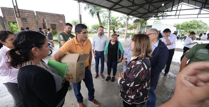 Montaldo acompañó a la comunidad educativa de la Escuela Nº 99 de Monteagudo