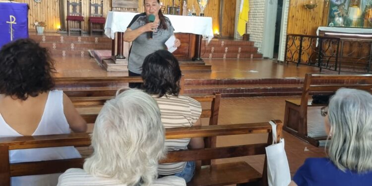 Charla formativa de la Santa Mama Antula en la Parroquia Nuestra Señora de las Gracias