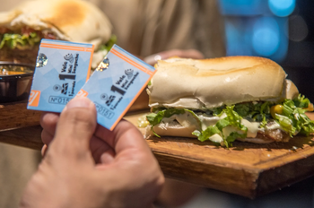 Más de 1000 personas disfrutaron de la Noche de las Sangucherías