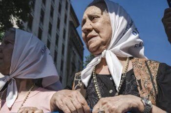 Madres de Plaza de Mayo: «Sostenemos la historia desde hace 50 años»