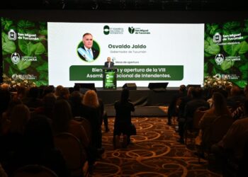 Jaldo presidió la VIII Asamblea Nacional de Intendentes frente al Cambio Climático