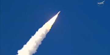 Histórico: Despegó con éxito la misión Artemis II