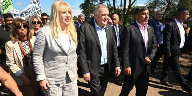 Jaldo y Chahla inician obra de desagües por más de $1400 millones en el Barrio 360 Viviendas