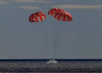 Artemis II: la cápsula Orión amerizó en el Pacífico