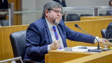 Un Concejal propone crear la figura del “Agente de Prevención Escolar», para prevenir la violencia en las escuelas