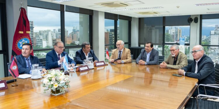 El sector privado del Norte Grande planteó sus preocupaciones ante el Parlamento Regional