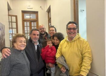 Tucumán refuerza la campaña de vacunación antigripal con una exitosa jornada en el Vacunatorio de la Familia