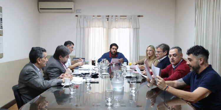 Concejales piden informes para analizar la suba del boleto de ómnibus
