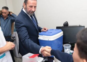 Juri destacó el trabajo articulado con la provincia en el lanzamiento de la campaña de vacunación antigripal en el Concejo