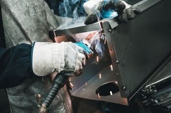 Metalúrgicos advierten sobre una crisis profunda del sector
