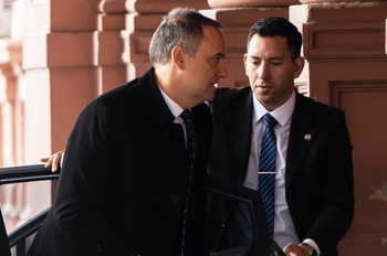 Adorni presentaría su declaración jurada los primeros días de junio