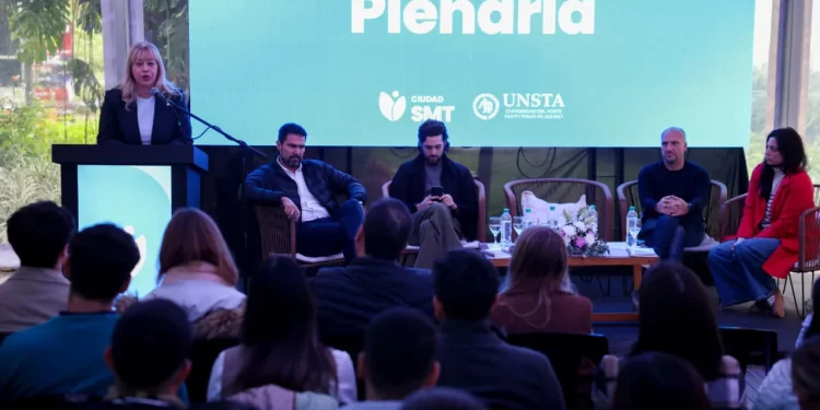 Rossana Chahla: “Estamos dando herramientas a jóvenes tucumanos que quieren liderar espacios políticos”