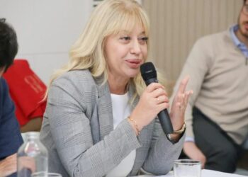 Frente a intendentes de todo el país, Rossana Chahla expuso sobre las políticas de modernización de la Capital