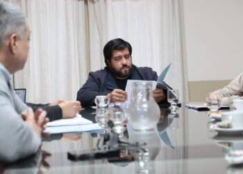Comisión de Transporte: los concejales continuarán el debate por el pedido de aumento tras un cuarto intermedio