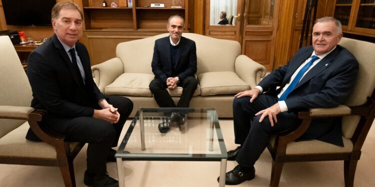 Jaldo mantuvo una reunión de trabajo con autoridades nacionales