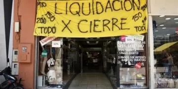 La crisis económica deja una fuerte huella en Tucumán: Más de 500 comercios bajaron sus persianas