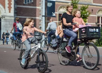 Por qué los niños neerlandeses vuelven a ser los más felices del mundo