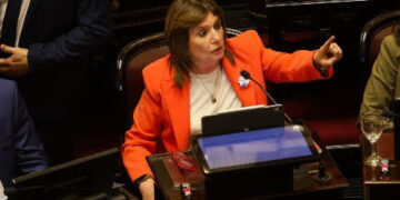 Patricia Bullrich se distancia del Gobierno y defiende el pliego de una candidata a jueza