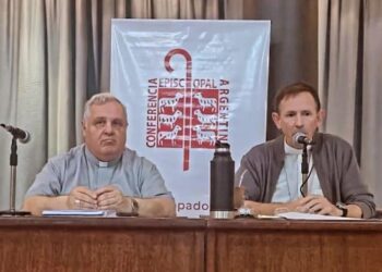 El Episcopado alentó a los periodistas a tender puentes y servir al bien común