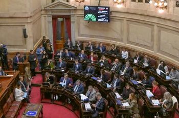 Aprueban en el Senado el plan de pago a dos fondos buitre