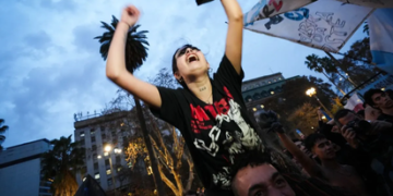 Muerte del Indio Solari: ¿por qué los ídolos marcan a varias generaciones?