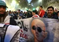 Incidentes en el Obelisco en la despedida del Indio Solari: la Policía desplazó a los manifestantes
