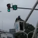 Con cuatro nuevos semáforos, refuerzan la seguridad vial en la zona norte de la capital