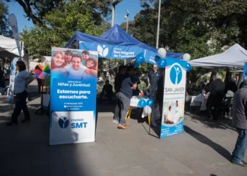 Refuerzan la prevención de las adicciones con una jornada de concientización en la Plaza Independencia