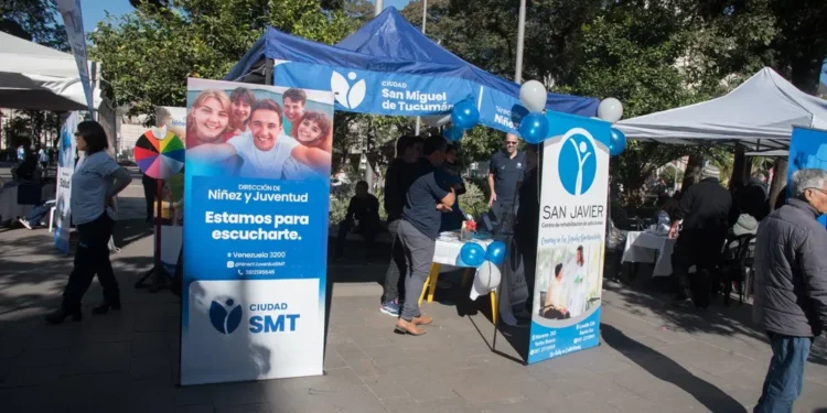 Refuerzan la prevención de las adicciones con una jornada de concientización en la Plaza Independencia