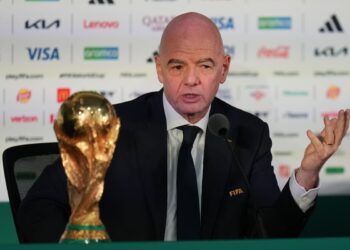 El fútbol mundial se parte en dos: La UEFA amenaza con no ir al Mundial y la CONCACAF también rechazó el plan de Infantino