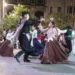 La Plaza Independencia se llenó de folclore y tradición en una noche que reunió a vecinos y turistas