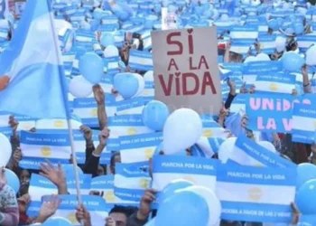 Milei volvió a poner la defensa de la vida en el centro del debate y alertó por la caída de la natalidad