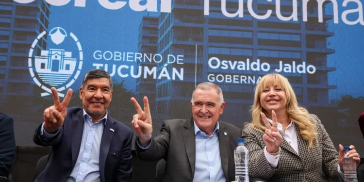 «La obra pública transforma, crea puestos de trabajo y calidad de vida», valoró la intendente Chahla sobre el Procrear de Manantial Sur