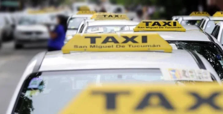 Carlos Arnedo: Proteger al usuario y jerarquizar la actividad del taxi es una decisión política de la intendenta Rossana Chahla”
